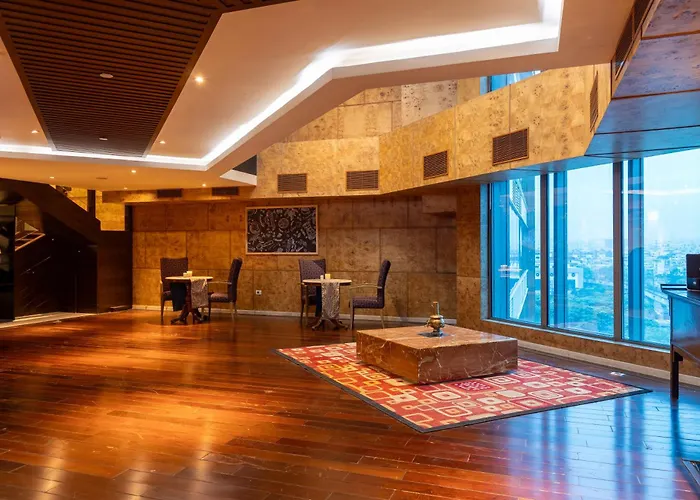 Vivanta Hyderabad, Begumpet