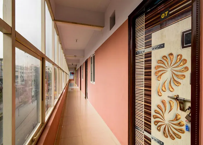 Hotel O Shabari Heights Luxury Abode A/C Rooms Sr Nagar Metro Station